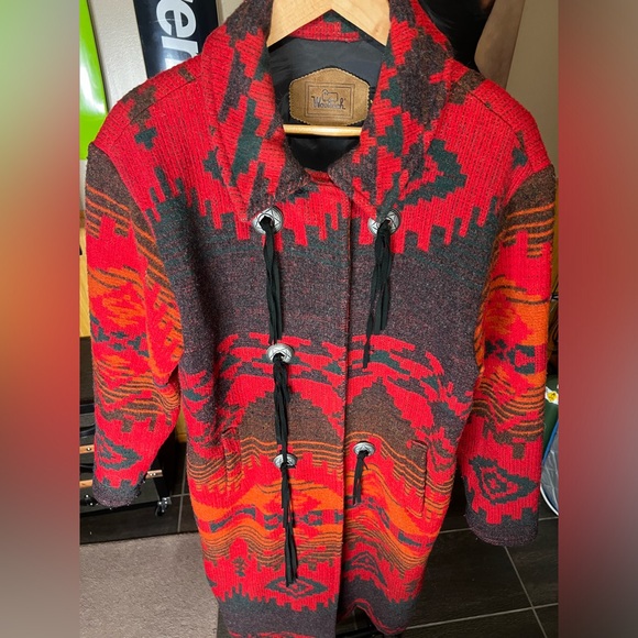 Vintage Woolrich Women’s Wool Long Coat Blanket Southwest Aztec Size M - Picture 3 of 10